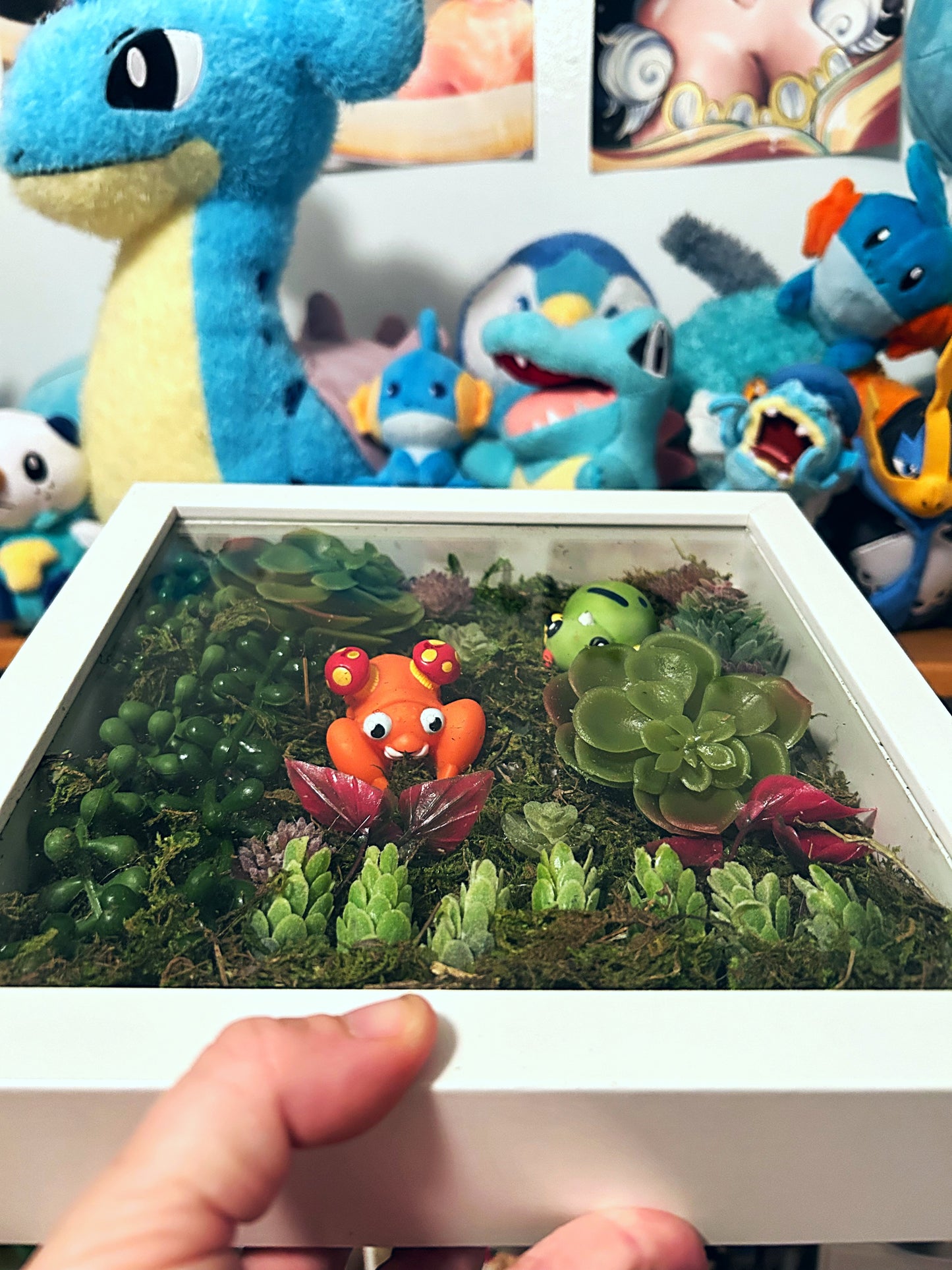 Large Bug Type Poke Terrarium