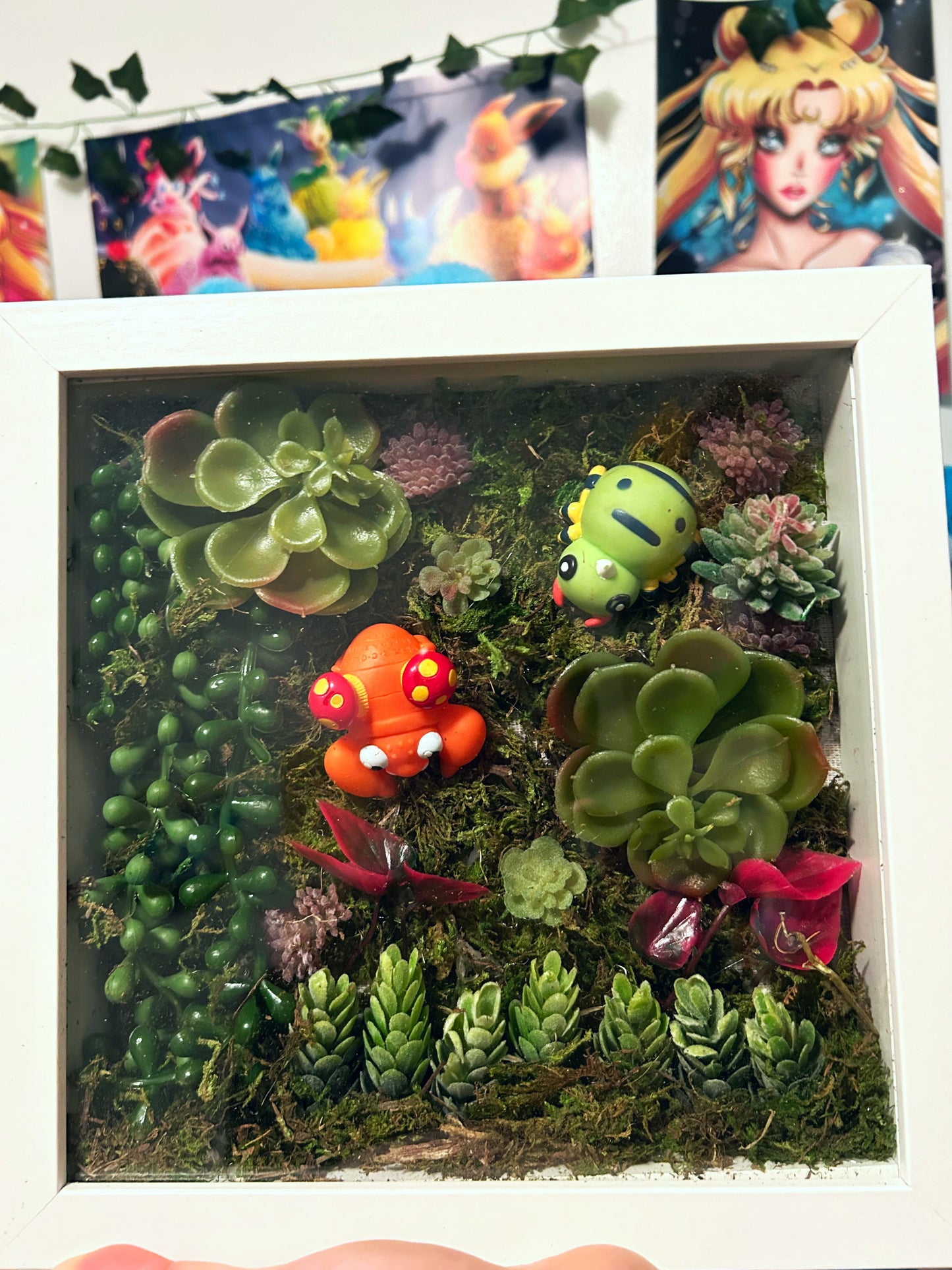 Large Bug Type Poke Terrarium
